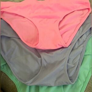 3 piece set medium new without tags